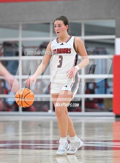 Thumbnail 3 in Roseville vs. Winters (Cardinal Classic) photogallery.