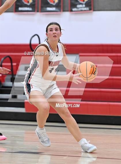 Thumbnail 2 in Roseville vs. Winters (Cardinal Classic) photogallery.