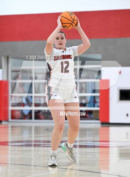 Thumbnail 3 in Roseville vs. Winters (Cardinal Classic) photogallery.