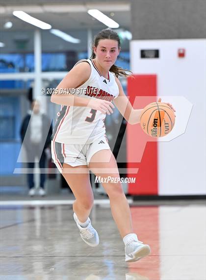 Thumbnail 2 in Roseville vs. Winters (Cardinal Classic) photogallery.