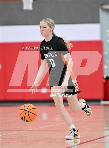 Thumbnail 1 in Roseville vs. Winters (Cardinal Classic) photogallery.