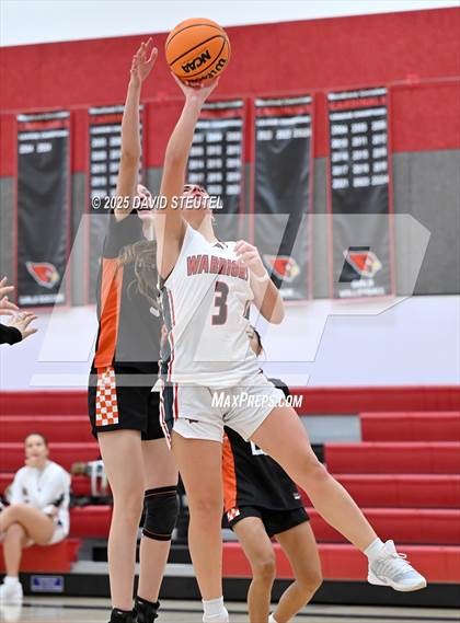 Thumbnail 3 in Roseville vs. Winters (Cardinal Classic) photogallery.