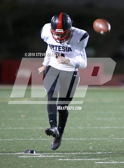 Thumbnail 3 in Linfield Christian vs. Artesia (CIF SS Final) photogallery.