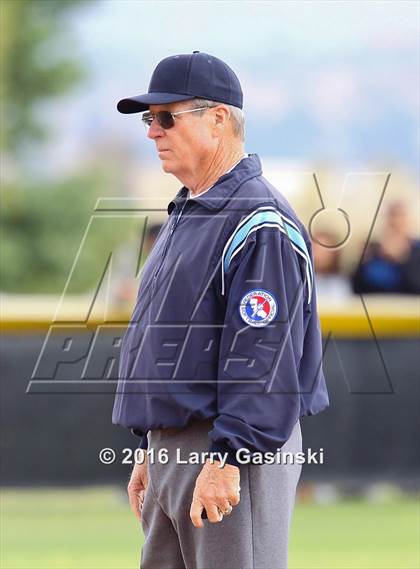 Thumbnail 2 in Valencia vs. Pacifica (CIF SS Playoffs) photogallery.