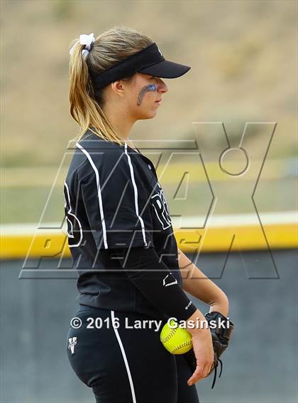 Thumbnail 2 in Valencia vs. Pacifica (CIF SS Playoffs) photogallery.