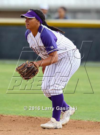 Thumbnail 1 in Valencia vs. Pacifica (CIF SS Playoffs) photogallery.