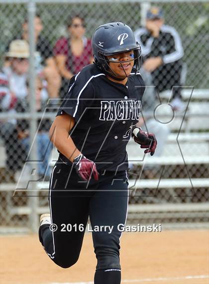 Thumbnail 2 in Valencia vs. Pacifica (CIF SS Playoffs) photogallery.