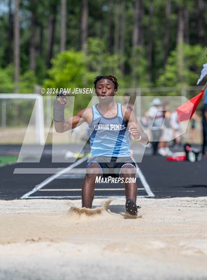 Thumbnail 2 in NCHSAA 3A/4A Sandhills Athletic Conference Championships photogallery.