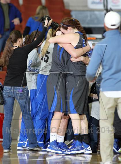 Thumbnail 3 in Lincoln vs. Georgetown (UIL 4A Final) photogallery.