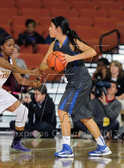 Thumbnail 1 in Lincoln vs. Georgetown (UIL 4A Final) photogallery.