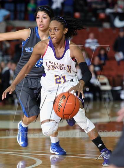Thumbnail 2 in Lincoln vs. Georgetown (UIL 4A Final) photogallery.