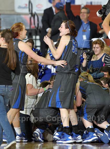 Thumbnail 1 in Lincoln vs. Georgetown (UIL 4A Final) photogallery.