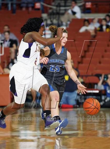 Thumbnail 3 in Lincoln vs. Georgetown (UIL 4A Final) photogallery.