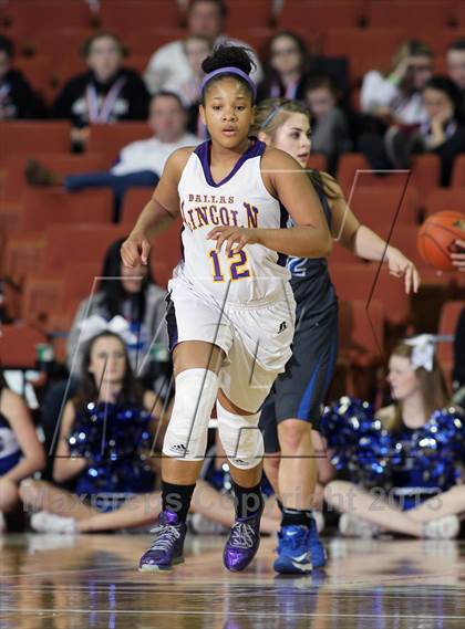 Thumbnail 2 in Lincoln vs. Georgetown (UIL 4A Final) photogallery.