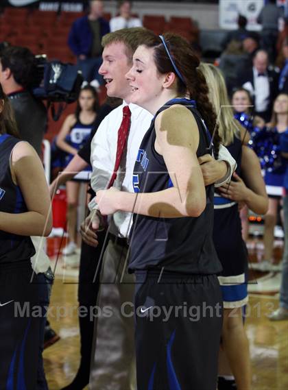 Thumbnail 2 in Lincoln vs. Georgetown (UIL 4A Final) photogallery.