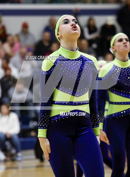 Thumbnail 2 in Ridgeline Aeriettes photogallery.