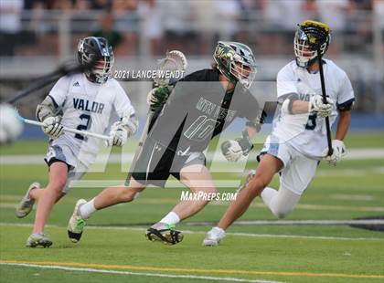 Thumbnail 1 in Mountain Vista vs. Valor Christian (CHSAA 5A Championship) photogallery.