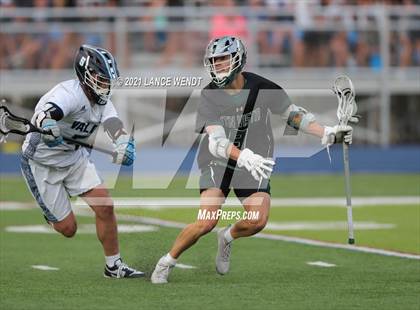 Thumbnail 2 in Mountain Vista vs. Valor Christian (CHSAA 5A Championship) photogallery.