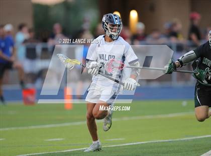 Thumbnail 2 in Mountain Vista vs. Valor Christian (CHSAA 5A Championship) photogallery.