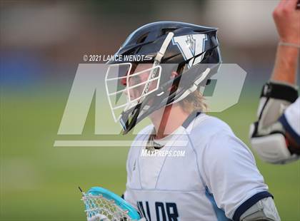Thumbnail 3 in Mountain Vista vs. Valor Christian (CHSAA 5A Championship) photogallery.
