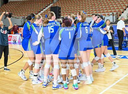 Thumbnail 1 in  Xavier College Prep vs. Corona del Sol (AIA 6A Final - Awards) photogallery.