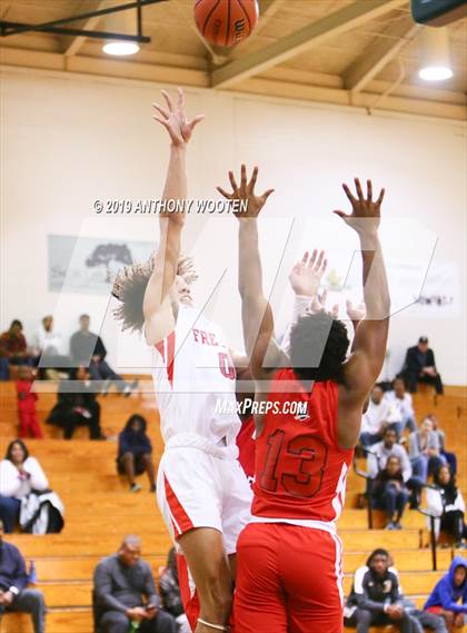 Thumbnail 2 in Freedom Christian Academy vs. Liberty Heights (Hoops and Dreams Showcase) photogallery.
