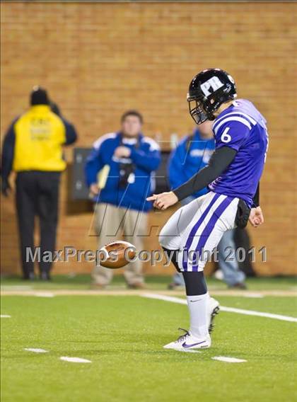 Thumbnail 2 in Scotland vs. Porter Ridge (NCHSAA 4A Final)   photogallery.