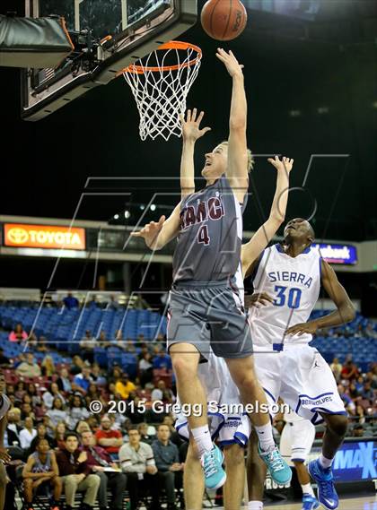 Thumbnail 3 in Weston Ranch vs Sierra (CIF SJS D3 Final) photogallery.