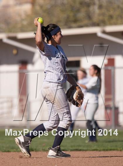Thumbnail 2 in Downey @ Modesto photogallery.