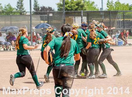 Thumbnail 3 in Delhi vs. Mariposa County photogallery.