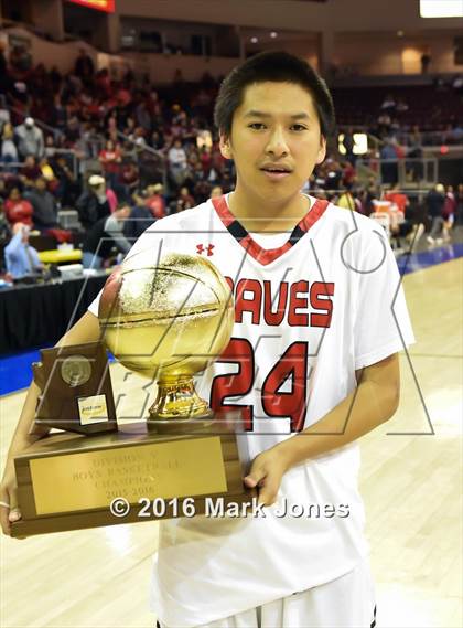 Thumbnail 3 in San Carlos vs. Bisbee (AIA D5 Final Award Photos) photogallery.