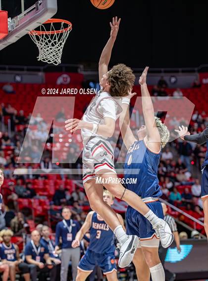 Thumbnail 1 in Brighton vs. Alta (UHSAA 5A Quarterfinal) photogallery.