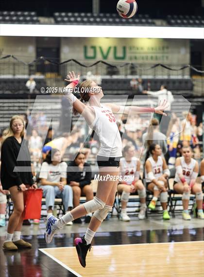 Thumbnail 2 in Lone Peak vs. Woods Cross photogallery.