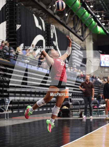 Thumbnail 2 in Lone Peak vs. Woods Cross photogallery.