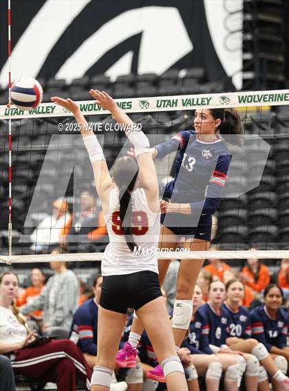 Thumbnail 1 in Lone Peak vs. Woods Cross photogallery.