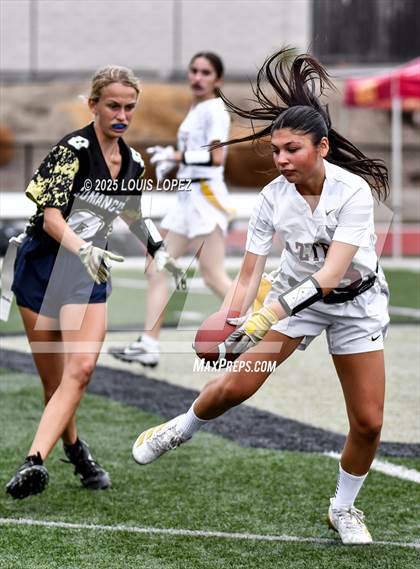 Thumbnail 2 in JV: Esperanza @ Canyon photogallery.
