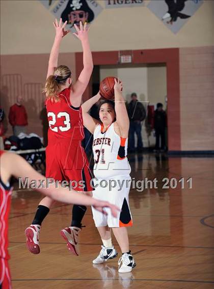 Thumbnail 2 in Luck @ Webster photogallery.