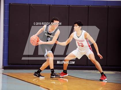 Thumbnail 3 in Brazoswood vs. Pearce (McDonald's Texas Invitational) photogallery.