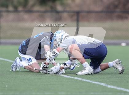 Thumbnail 2 in JV: Staples vs. Darien photogallery.