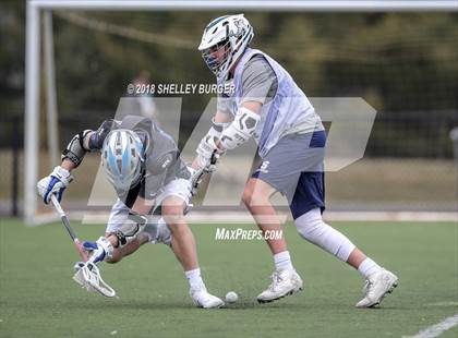 Thumbnail 2 in JV: Staples vs. Darien photogallery.