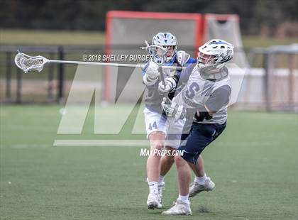 Thumbnail 2 in Staples vs. Darien photogallery.