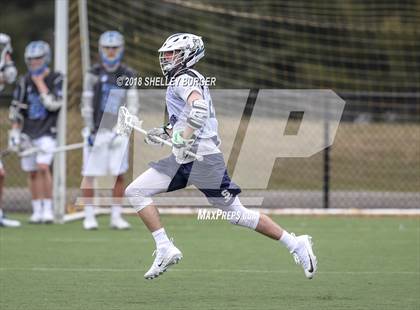 Thumbnail 3 in Staples vs. Darien photogallery.