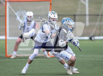 Thumbnail 2 in Staples vs. Darien photogallery.
