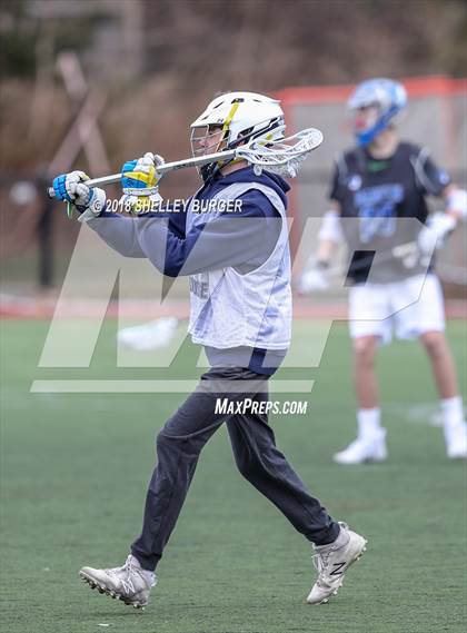 Thumbnail 2 in JV: Staples vs. Darien photogallery.