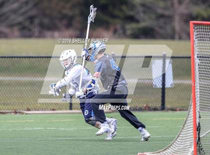 Thumbnail 3 in Staples vs. Darien photogallery.