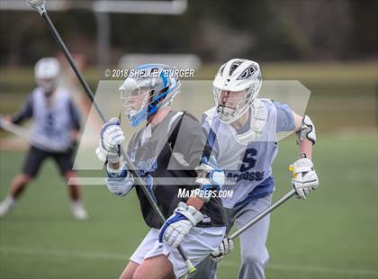 Thumbnail 1 in JV: Staples vs. Darien photogallery.