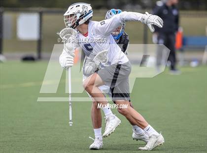 Thumbnail 3 in Staples vs. Darien photogallery.