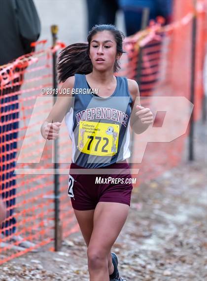 Thumbnail 2 in CIF State Cross Country Championships (Girls D3 Race) photogallery.
