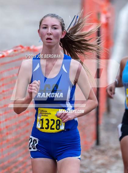Thumbnail 3 in CIF State Cross Country Championships (Girls D3 Race) photogallery.