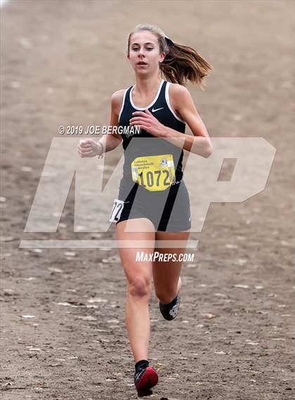 Thumbnail 1 in CIF State Cross Country Championships (Girls D3 Race) photogallery.